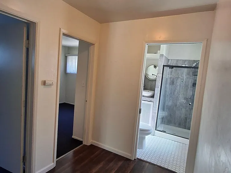 3231 Madison Ave — Photo 5