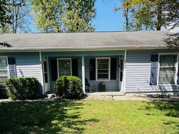 2524 Pin Oak Ct, Colonial Heights, VA 23834