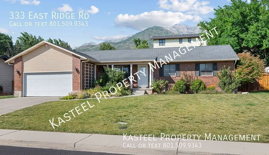 Beautiful, Spacious Home with Updated Kitchen — Photo 2