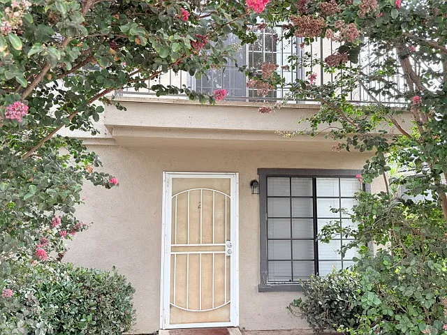 1 bed, 876 sqft, $1,795 — Photo 1