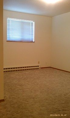 4th image of 110 W Yakima Ave APT 1