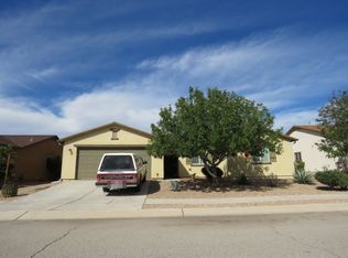 8334 W Green Kingfisher Ln, Tucson, AZ 85757