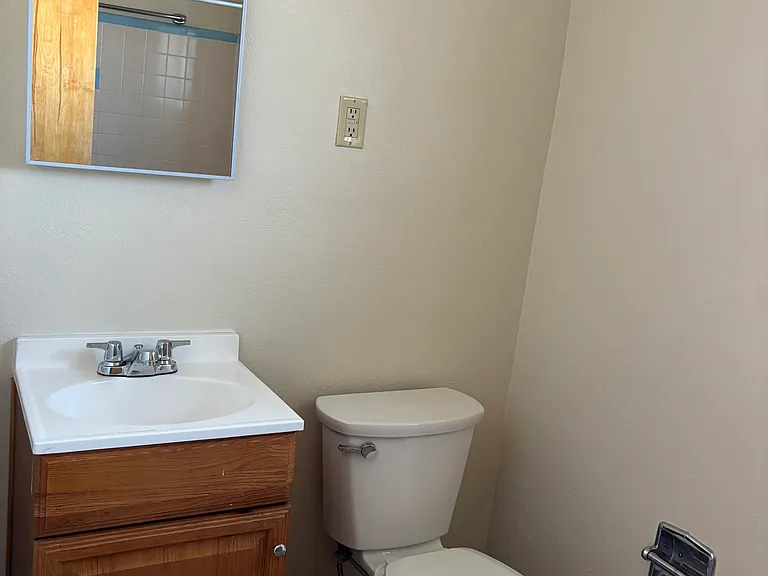 1033 Truman St SE #6 — Photo 9