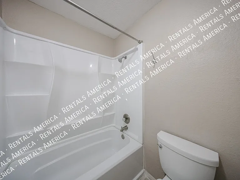 4555 W Continental Dr — Photo 40