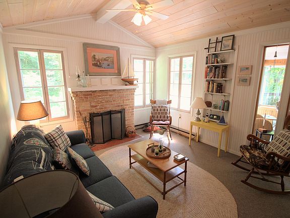 3rd image of 79856 Fernwood Dr