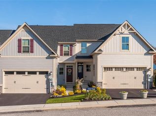 1612 Mud Brook Ln, Akron, OH 44313