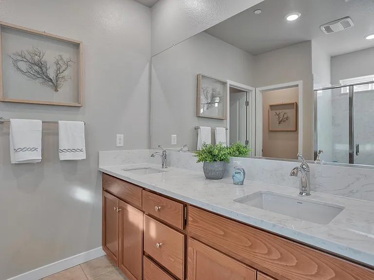 1618 Pagoda Ln — Photo 18