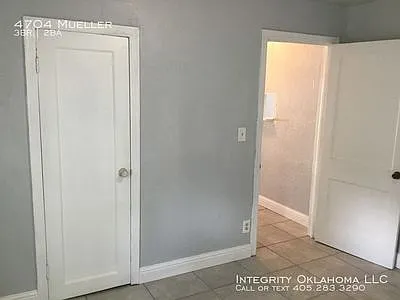 4704 N Mueller Ave — Photo 6