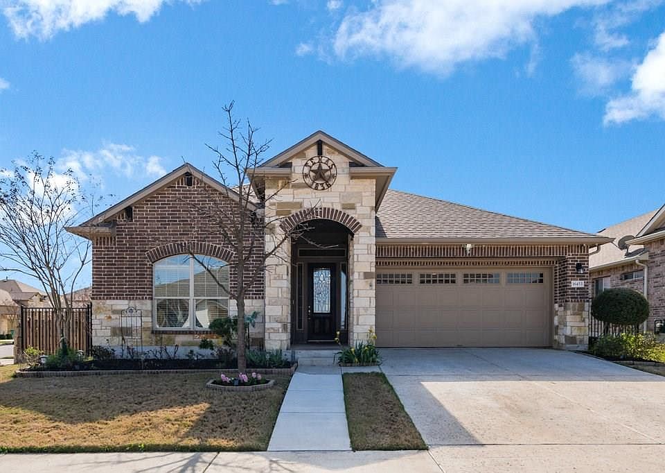 1st image of 16453 Aventura Ave
