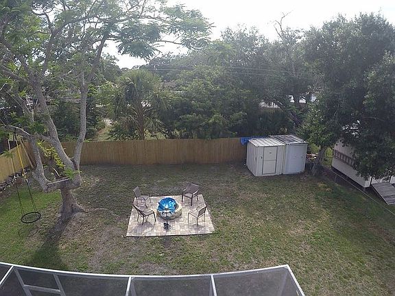 3rd image of 3560 Aloha Dr
