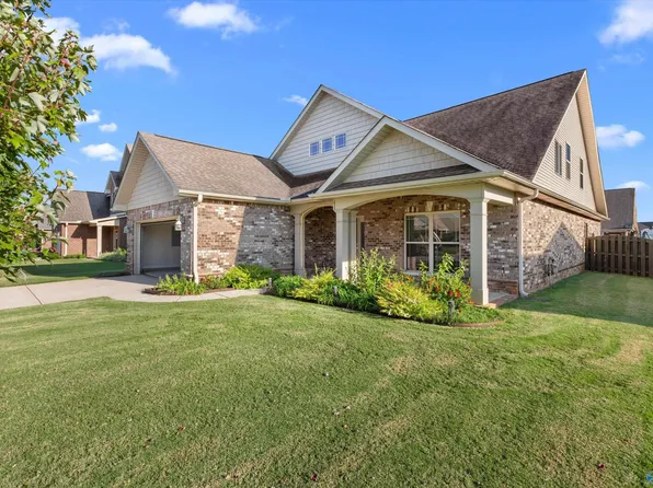 113 Woodvale Dr, Madison, AL 35756