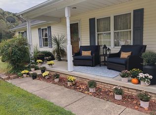 147 Falcon Ln, Winfield, WV 25213