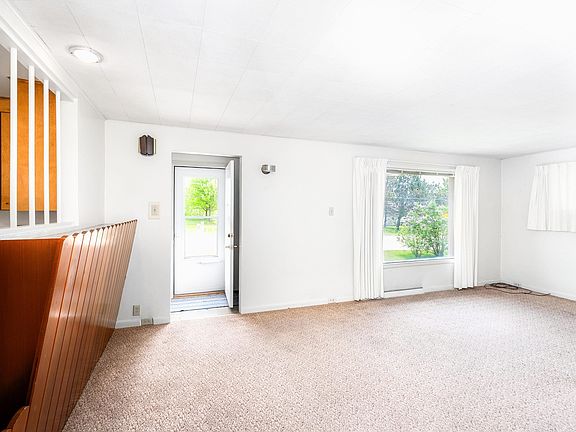 5th image of 3717 Haines Rd