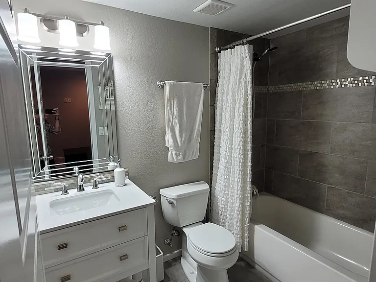 10135 Thrive Ln — Photo 13