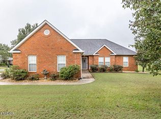 314 Links View Dr, Bonaire, GA 31005