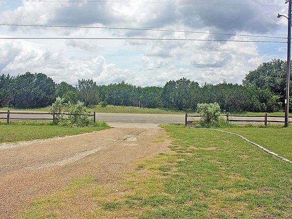 3rd image of 7591 Highway 67 Gln