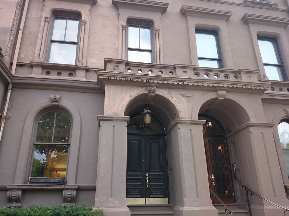 2nd image of 10 Arlington St