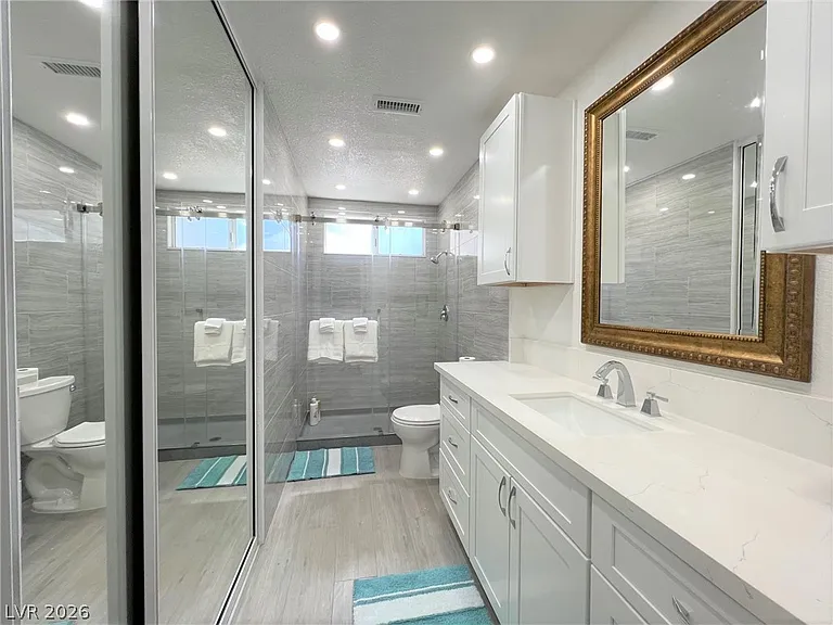 4761 Torrence Dr — Photo 13