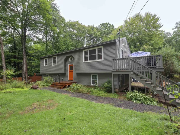 34 Newport Drive, Barnstead, NH 03225