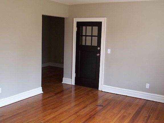 5th image of 2120 Mississippi Ave APT 1