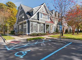 1072 Cranberry Dr, Chesapeake, VA 23320