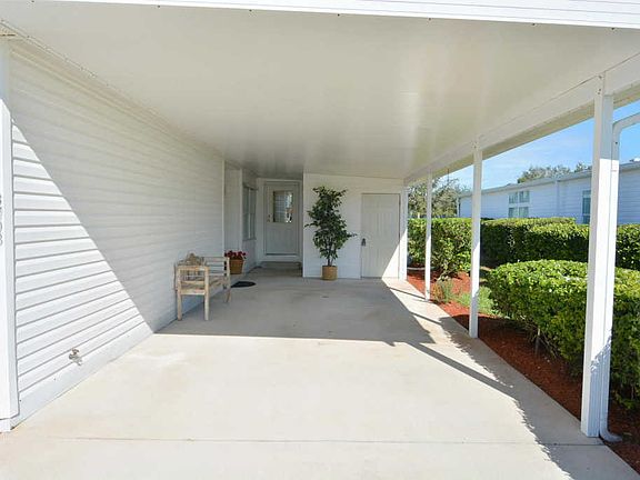 4th image of 3708 Sandlace Ct