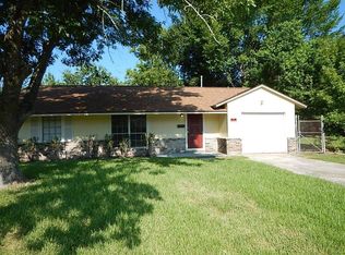 9218 Faircroft Dr, Houston, TX 77033