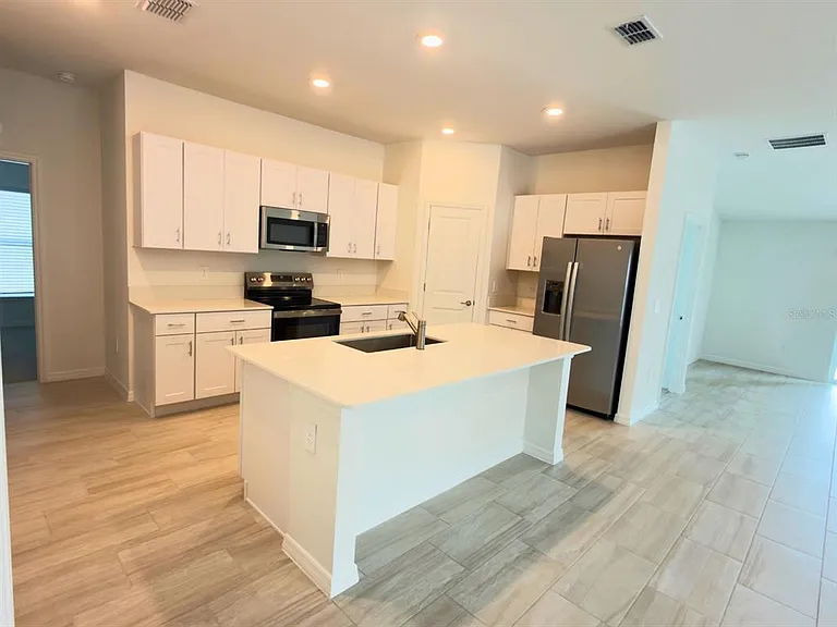 2318 Allium Roseum Ln — Photo 10