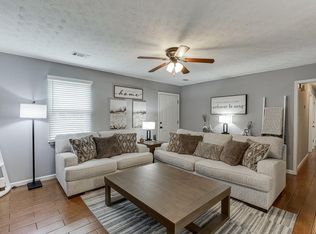 2035 Gum Creek Ln, Loganville, GA 30052
