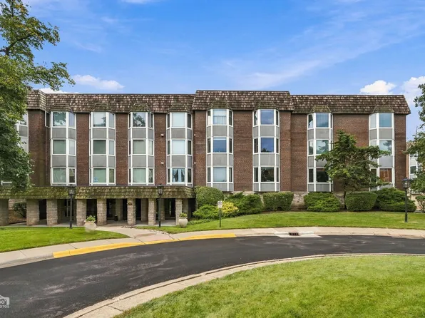 2600 Windsor Mall APT 3E, Park Ridge, IL 60068