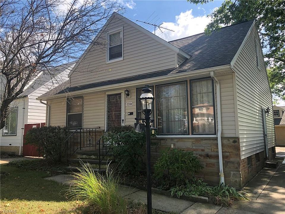 1st image of 22350 Coulter Ave