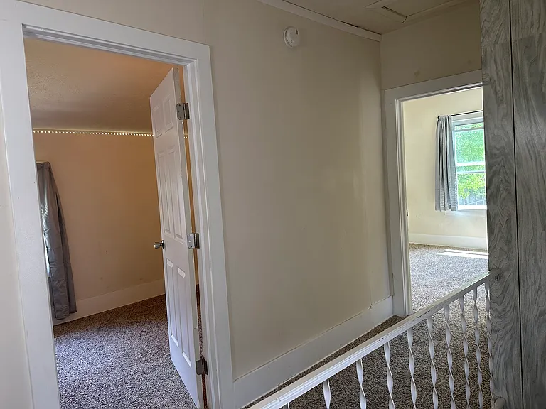 353 Harris St — Photo 28