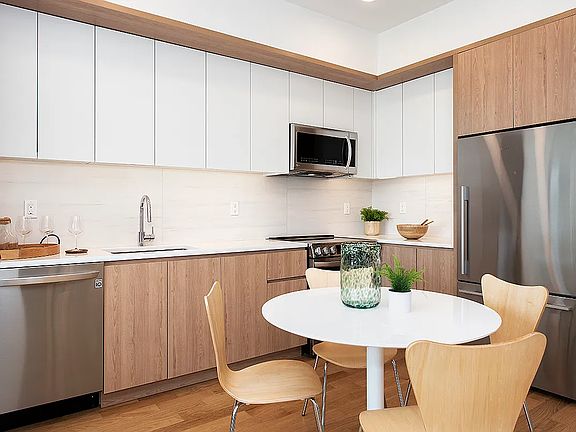 4th image of 276 20th St #Penthouse 2