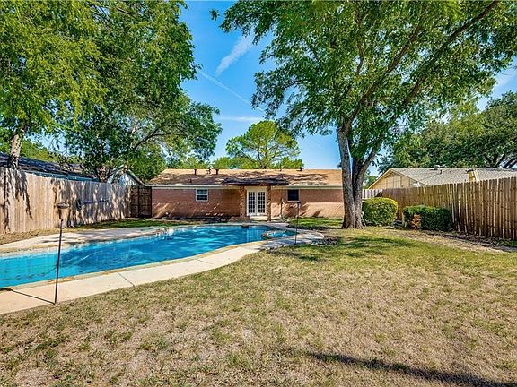 5th image of 4406 Hillsdale Ln