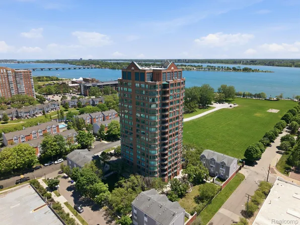 3320 Spinnaker Ln APT 7A, Detroit, MI 48207