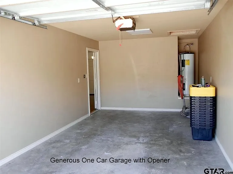 13363 Country Meadow Ln — Photo 5