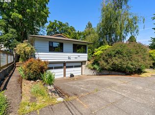 5225-5227 NE Davis St, Portland, OR 97213