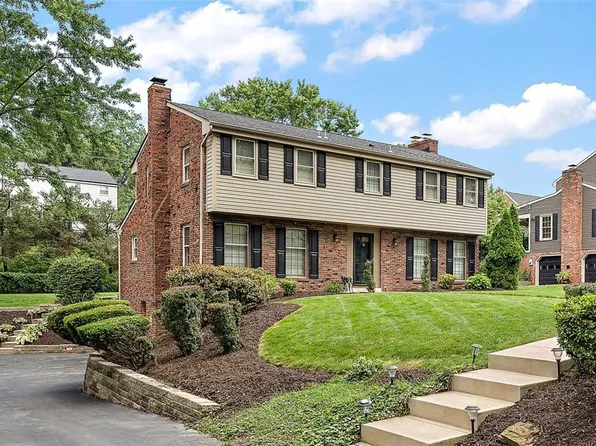 1810 Tyris Dr, Pittsburgh, PA 15241