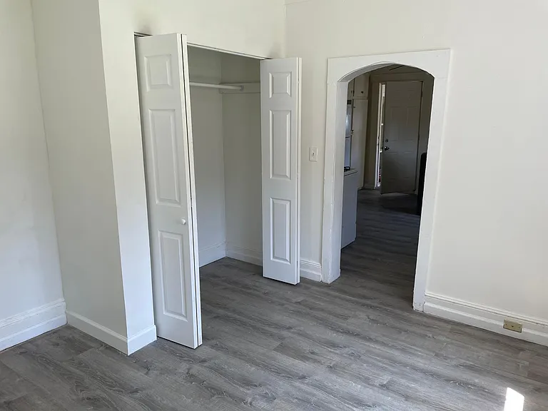 20 Diamond St #1R — Photo 11