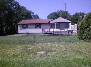 8045 Benson Rd, Mount Morris, MI 48458