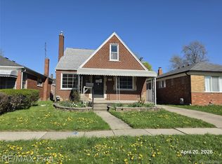 24544 Phlox Ave, Eastpointe, MI 48021