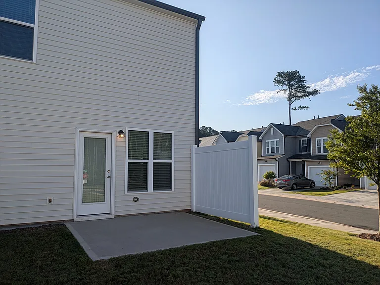 1532 Smoky Mountains St — Photo 22