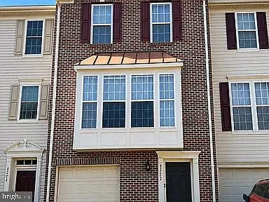 8272 Jake Pl