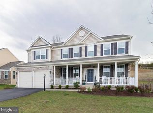 33 Woodford Dr, Fredericksburg, VA 22405