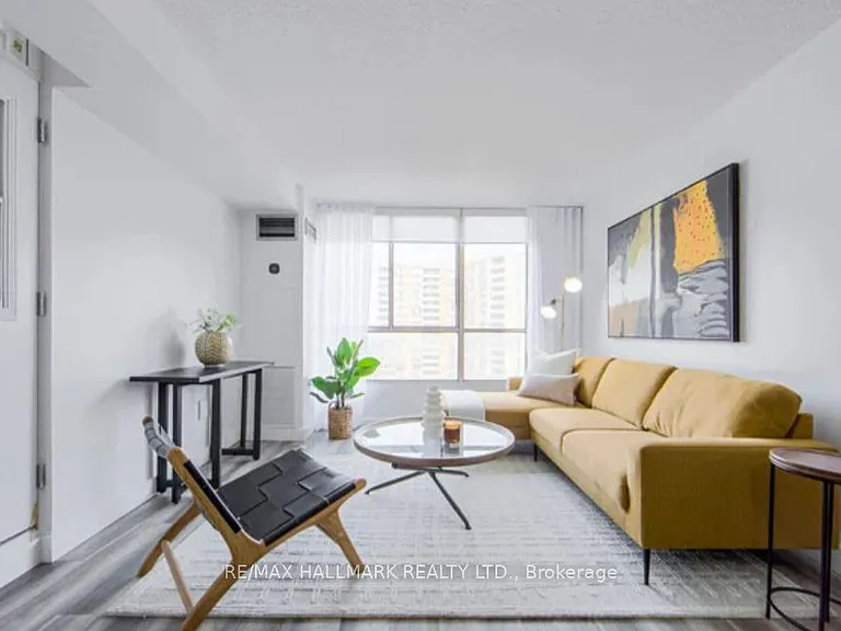 15 Martha Eaton Way #1705 — Photo 4