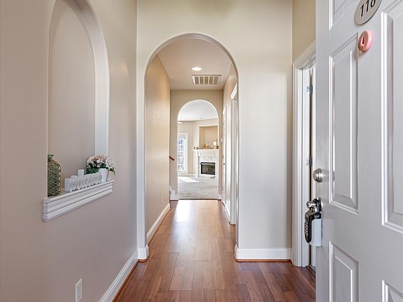 3rd image of 2521 Pennington Bend Rd APT 118