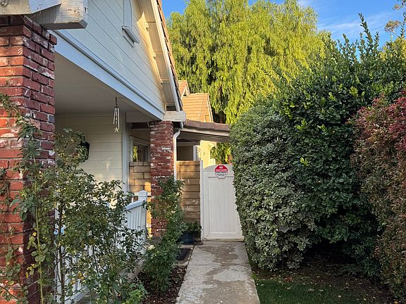 2nd image of 27146 Baxard Pl