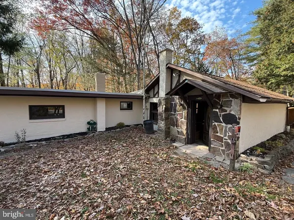 411 Speece Ln, Dauphin, PA 17018