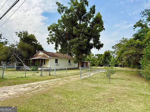 4th image of 31 Currie St