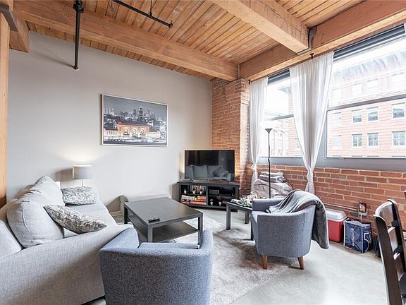 4th image of 712 Broadway Blvd #607